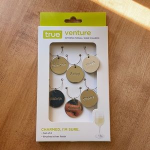 Cheers Wine charms NIB